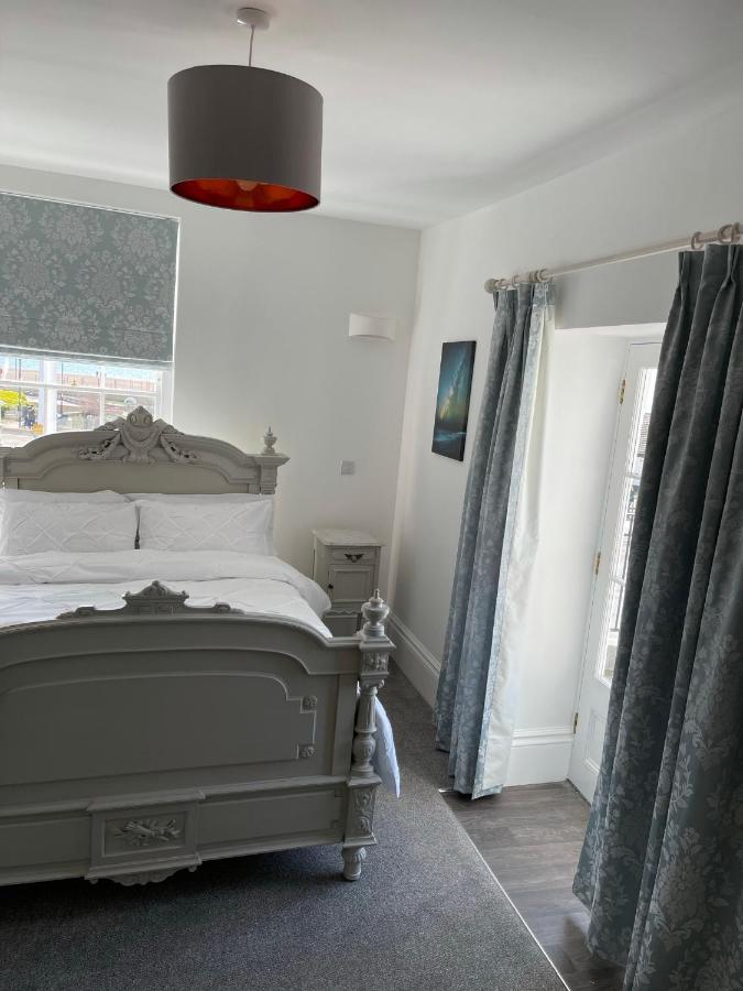 Master Accommodation Suite 2 Sea View With Balcony Hastings Exterior foto